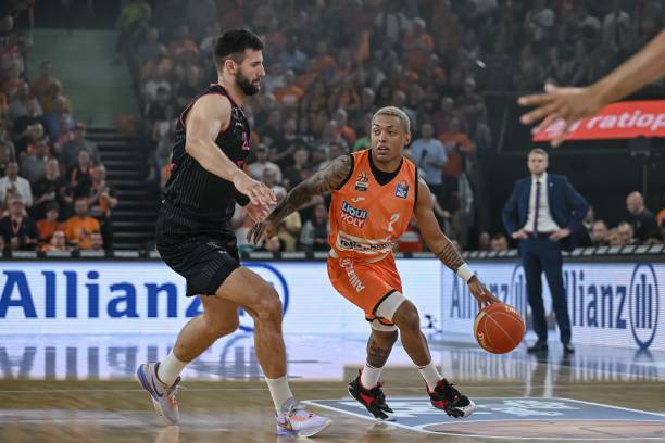 向养伤的 向养伤的