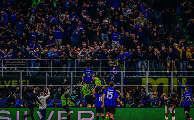 一个充满机 一个充满机